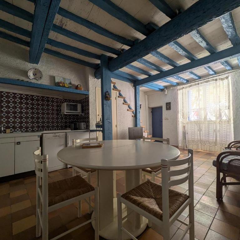 Maison de village au cœur de Collioure à 100m de la plage - FR-1-309-264 - Maison de Vacances (5 Adultes) - 8