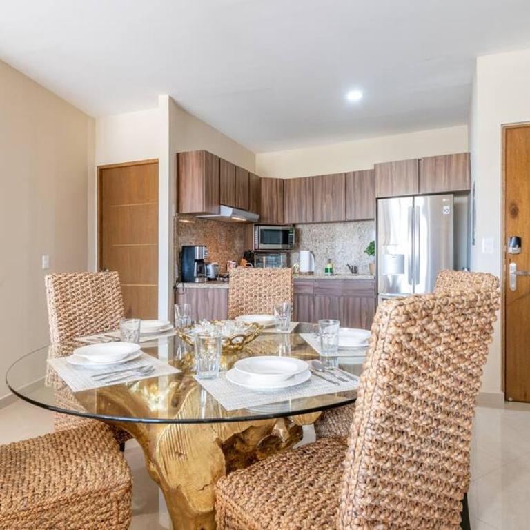 Elegante Condo a una Cuadra del Mar - Two-Bedroom Apartment - 30
