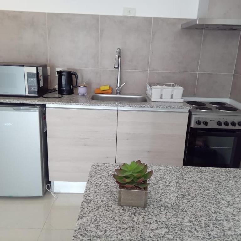 Tu lugar en Bariloche, departamento céntrico y tranquilo - Apartamento de 1 dormitorio - 2