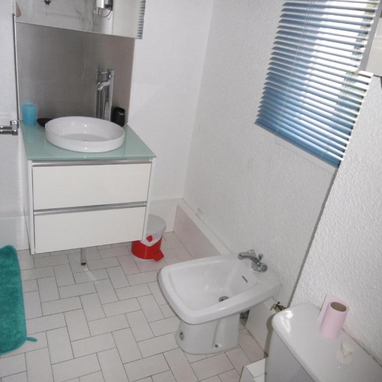 Gruissan: T3, 4 Pers, Piscine, Parking, Proche Commerce, Environnement Calme, Accès Plage - FR-1-796-14 - Appartamento - 10