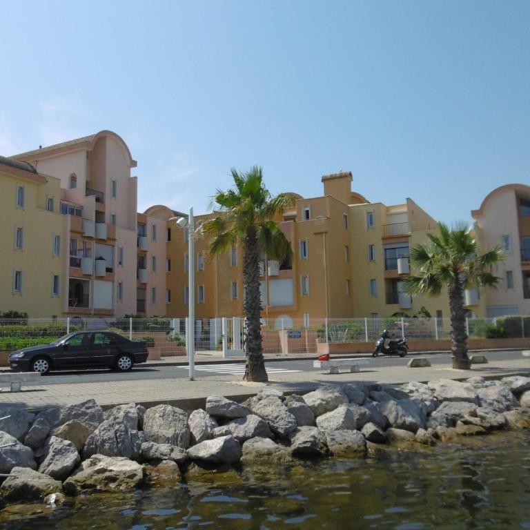 Gruissan: T3, 4 Pers, Piscine, Parking, Proche Commerce, Environnement Calme, Accès Plage - FR-1-796-14 - Appartamento - 11