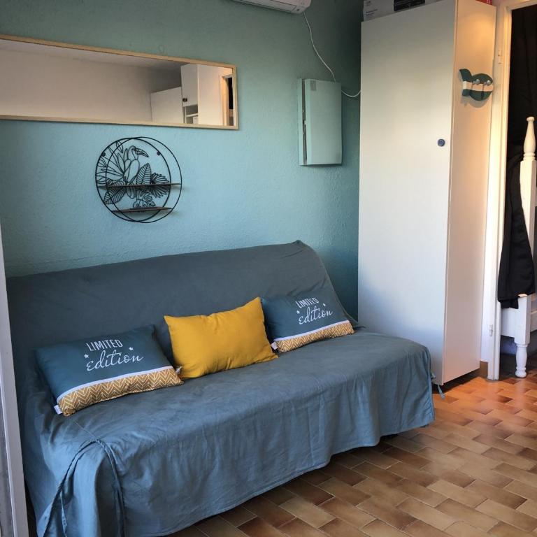 Studio Alcôve en Front de Mer avec Piscine, Terrasse et Parking à Saint Cyprien - FR-1-793-14 - Studio - 4