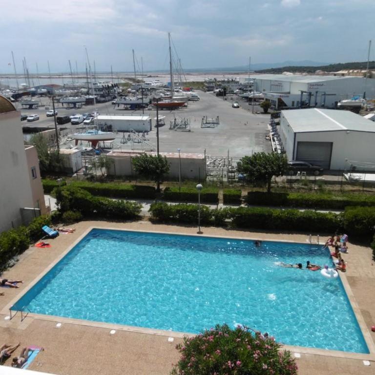 Gruissan : T2 Mezzanine 4/6 Pers, Piscine, Parking Privé, Accès Plage - FR-1-796-12 - Appartamento - 2