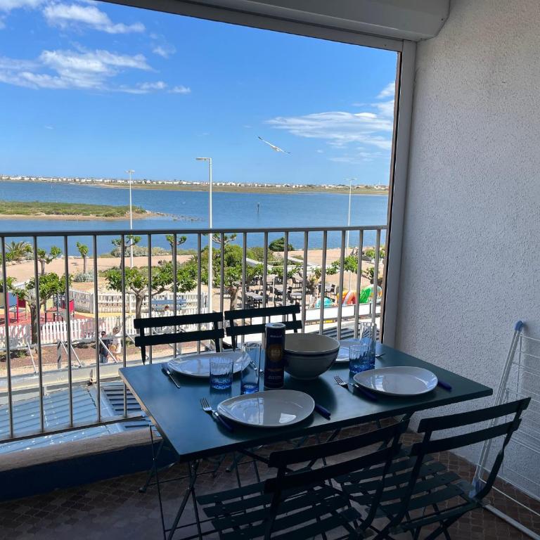 Gruissan - À 2 Pas de la Plage - Studio Cabine pour 4 - Parking Sécurisé - FR-1-796-15 - Apartamento - 1