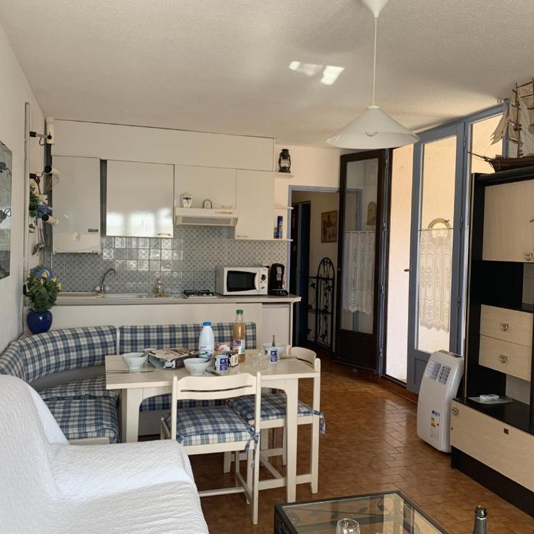 T2 Confort Centre Port 4 Pers - Clim - Parking - Ascenseur - FR-1-796-25 - Appartement - 3
