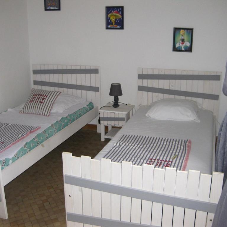 Villa T3 à Saint-Cyprien, 6 pers, Piscine, Terrasse, Proche Plage et Port - FR-1-793-22 - Villa - 3