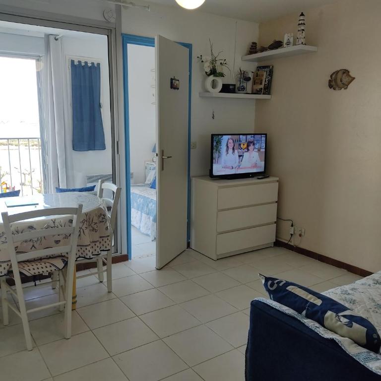 Gruissan Studio Vue Mer 2/3 Pers à 50m Plage Grazel, Parking Sécurisé - FR-1-796-47 - Appartamento - 4