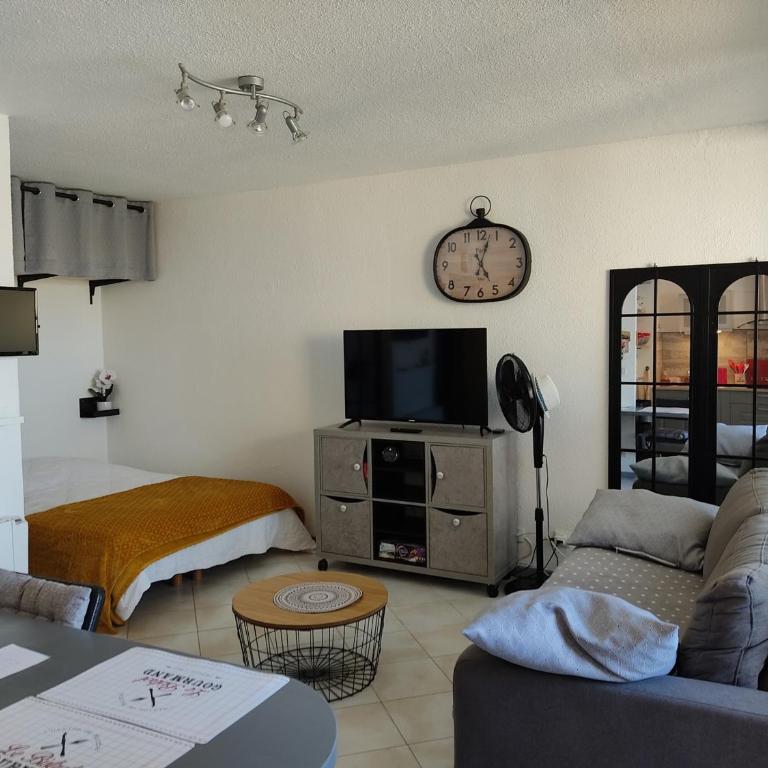 Studio spacieux à Gruissan - Parking - Vue port - Proche plage - FR-1-796-29 - Appartamento - 1