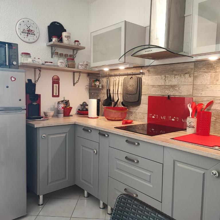 Studio spacieux à Gruissan - Parking - Vue port - Proche plage - FR-1-796-29 - Appartamento - 5