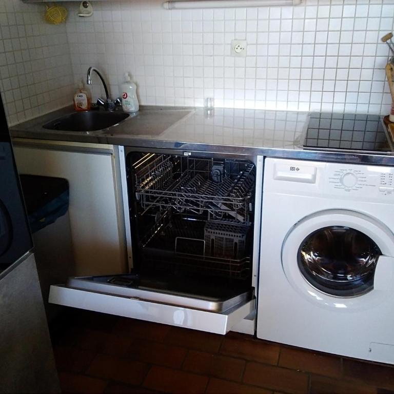 Studio Alcôve 4 Pers, Proche Plage, Parking Privé - FR-1-796-32 - Apartment - 6
