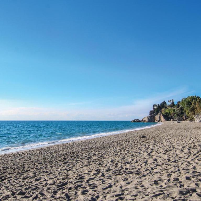 3 Bedroom Beautiful Apartment In Nerja - Apartamento de 3 dormitorios - 17