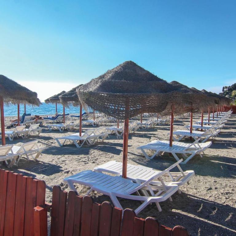 3 Bedroom Beautiful Apartment In Nerja - Apartamento de 3 dormitorios - 20