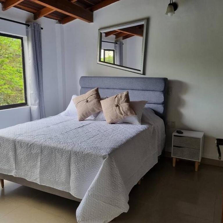 Excelente ubicación - Apartamento de 2 dormitorios - 28