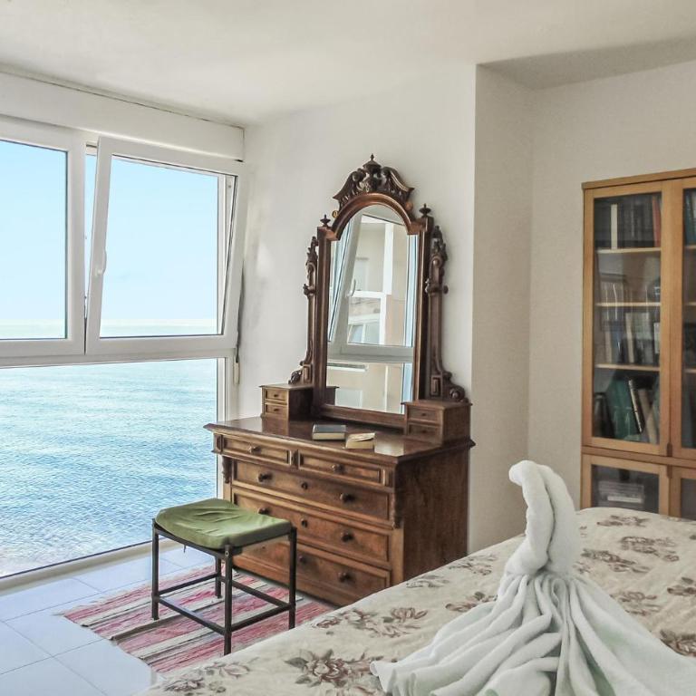 Awesome Apartment In Torrevieja - Apartamento de 3 dormitorios - 22