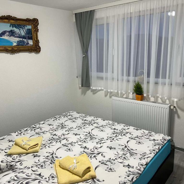 Apartman Royal sa GARAŽOM i KLIMOM - Apartment with Balcony - 26