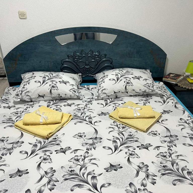 Apartman Royal sa GARAŽOM i KLIMOM - Apartment with Balcony - 22
