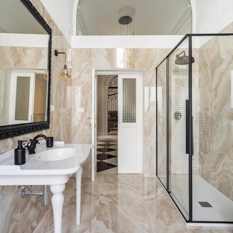 Nitti 76 Luxury Apartment - Apartment - 39