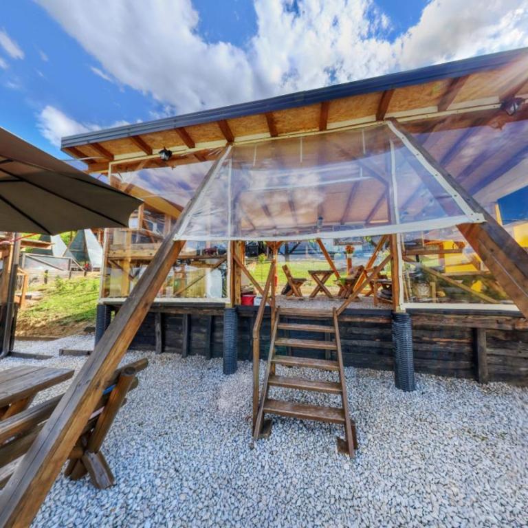 Bosnian Pyramid Glamping - Standardni Bungalov - 19