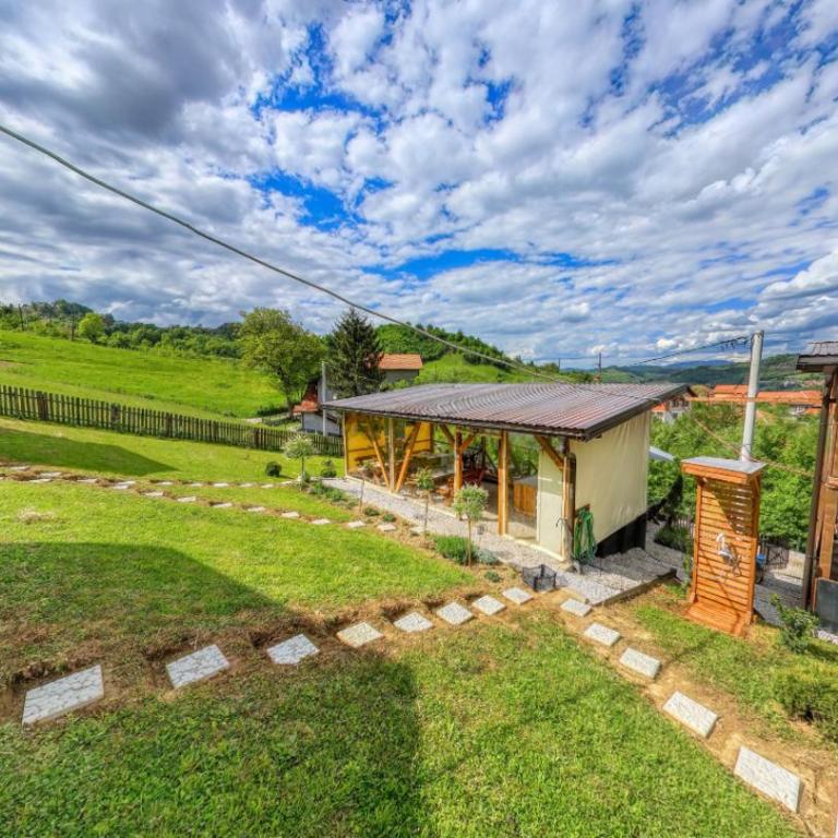 Bosnian Pyramid Glamping - Standardni Bungalov - 13