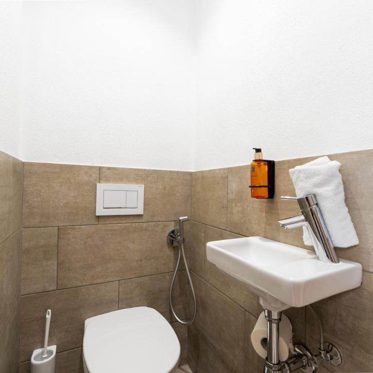AvenidA Panorama Suites - Penthouse-Suite mit 3 Schlafzimmern und Sauna - 19