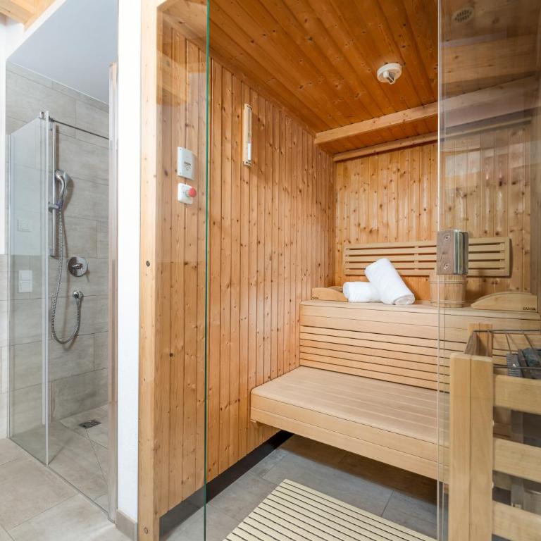 AvenidA Panorama Suites - Penthouse-Suite mit 3 Schlafzimmern und Sauna - 24