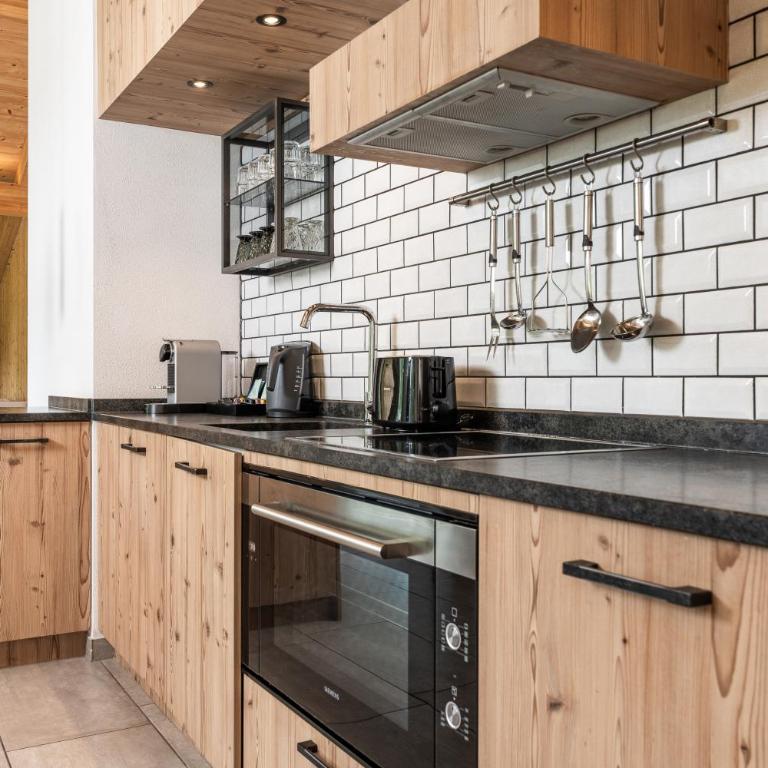 AvenidA Panorama Suites - Penthouse-Suite mit 3 Schlafzimmern und Sauna - 23
