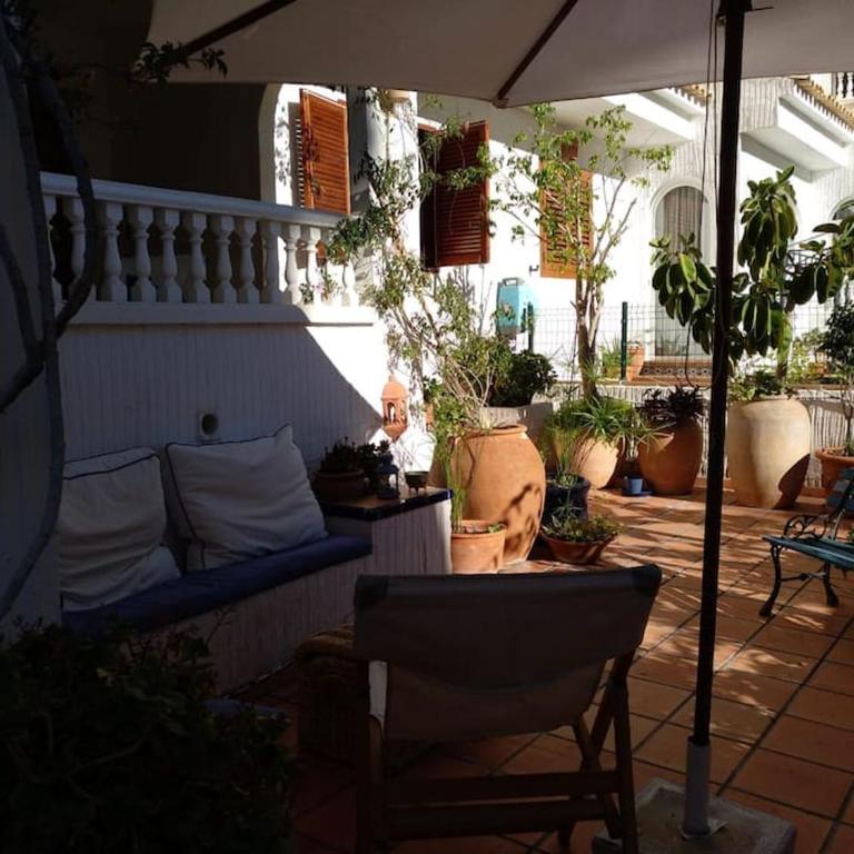 Amplio apartamento al lado del mar - Three-Bedroom Apartment - 17