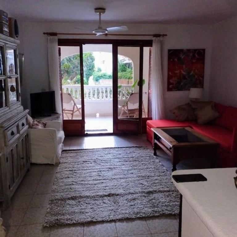 Amplio apartamento al lado del mar - Three-Bedroom Apartment - 27