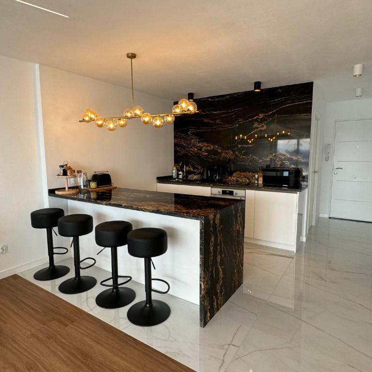 Luxury apartament Luz Mar in playa de los Locos - Two-Bedroom Apartment - 5