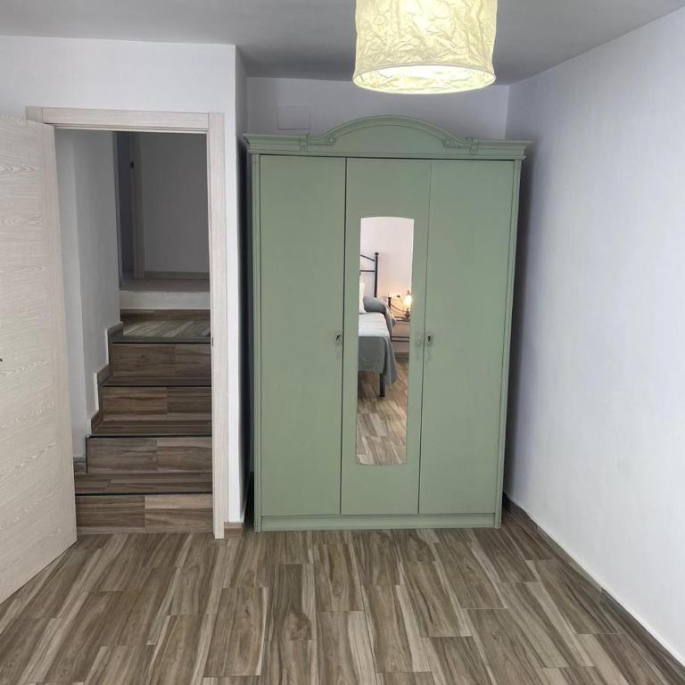 El 10 de Solar Bajo - Four-Bedroom House - 40