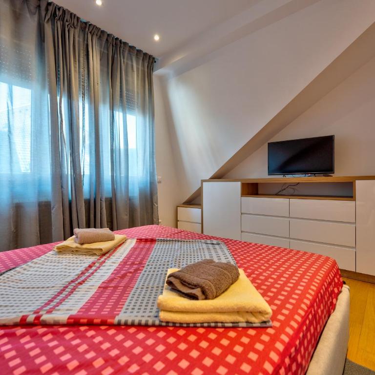 Gold Zlatibor Kalman - Two-Bedroom Deluxe Apartment - 3