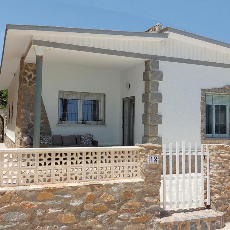 CHALET A 5 METROS DEL MAR.Wifi gratis - Three-Bedroom Apartment - 2