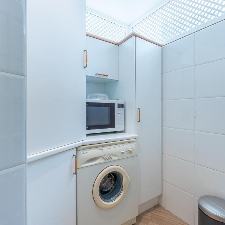 Atico dentro de la Isla Puerto Marina - Holiday Rentals Apartment - Three-Bedroom Apartment - 41