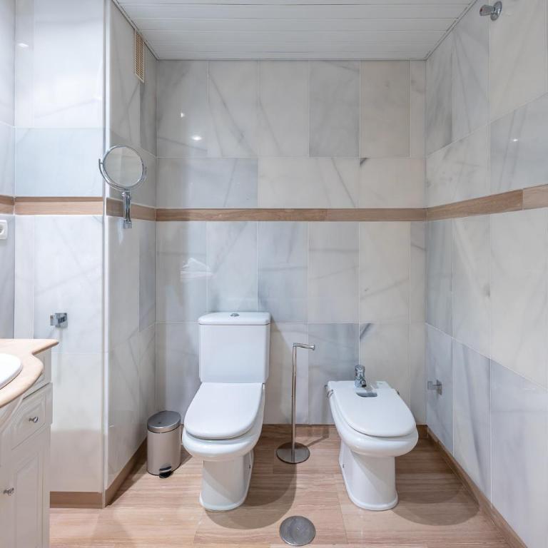 Atico dentro de la Isla Puerto Marina - Holiday Rentals Apartment - Three-Bedroom Apartment - 28