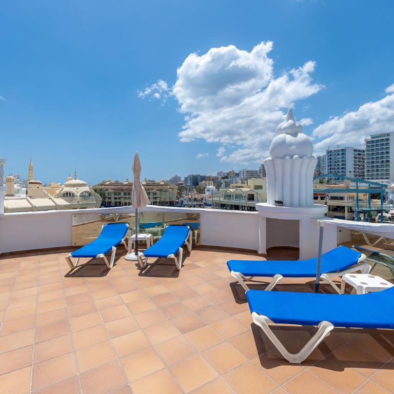 Atico dentro de la Isla Puerto Marina - Holiday Rentals Apartment - Three-Bedroom Apartment - 44