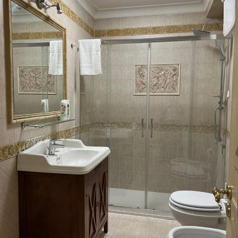 Re Umberto 311 - Appartamento con 2 Camere da Letto - 13