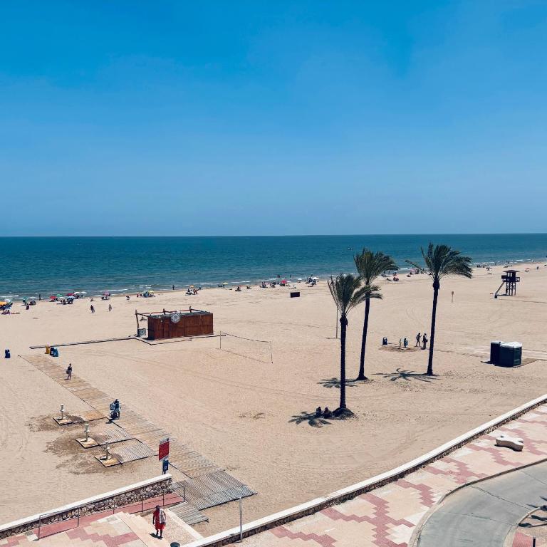 Apartamento primera línea playa San Antonio - Two-Bedroom Apartment - 29