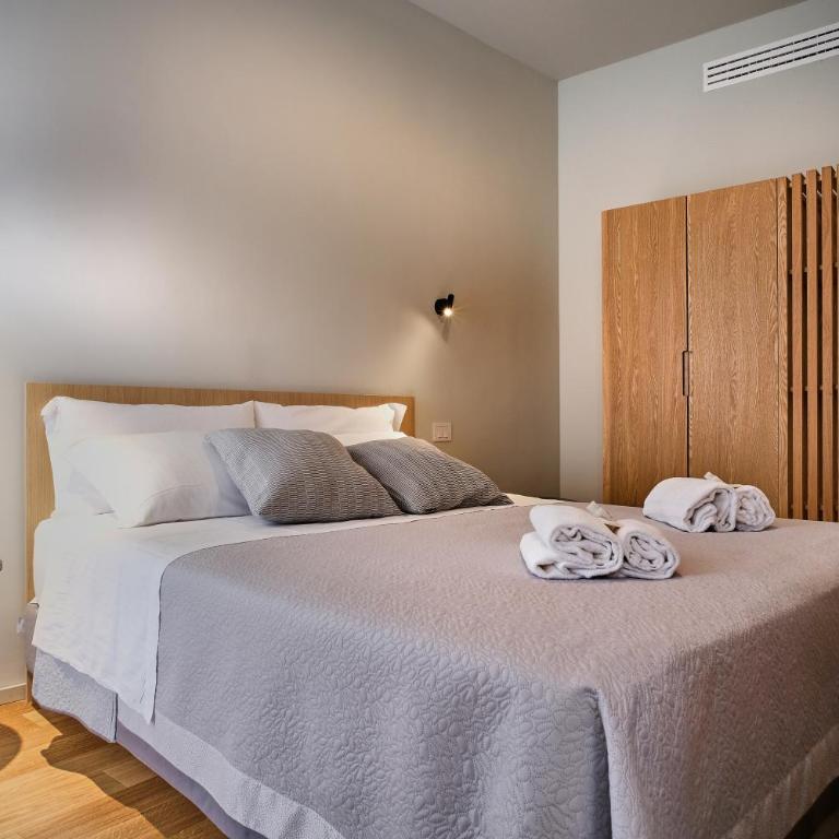 Suites ZENARI - One-Bedroom Apartment - 10