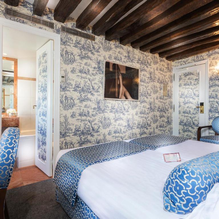 Dauphine Saint Germain - Chambre Lits Jumeaux Supérieure - 1