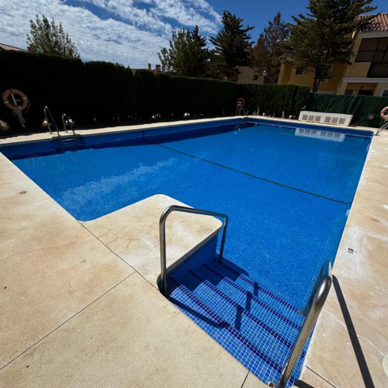Nuestro Atico con vistas al Mar Terraza, Piscina y Parking - Apartamento de 1 dormitorio con balcón y vistas al mar - 7