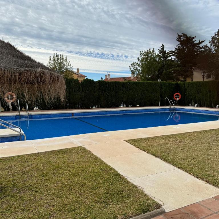 Nuestro Atico con vistas al Mar Terraza, Piscina y Parking - Apartamento de 1 dormitorio con balcón y vistas al mar - 5