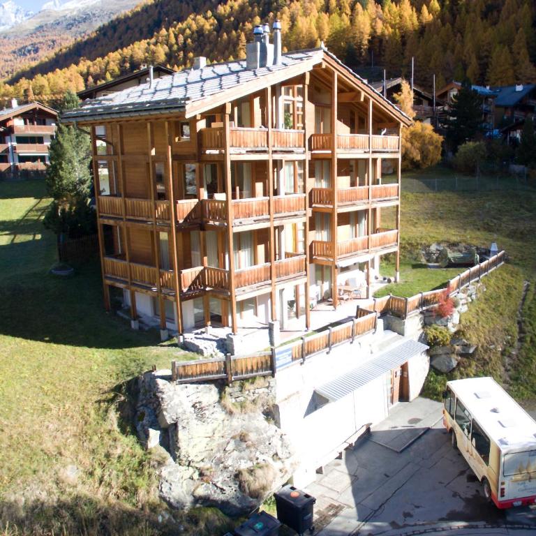 Chalet Z`Wichjehüs - Apartment mit 2 Schlafzimmern und Panoramablick - Dachgeschoss - 24
