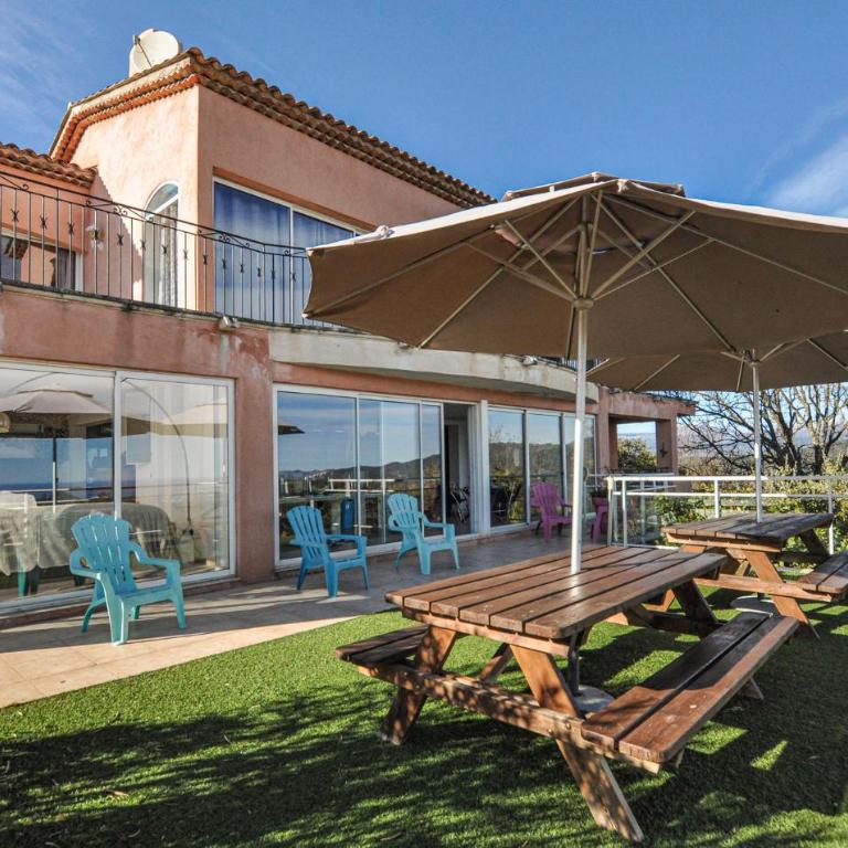 Pet Friendly Home In Les Adrets - Casa Vacanza con 5 Camere da Letto - 13