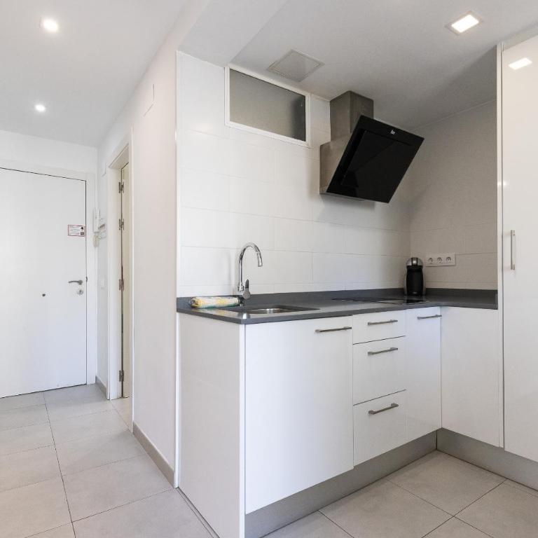 Rentalmar Aries Plus - Superior Apartment - 3