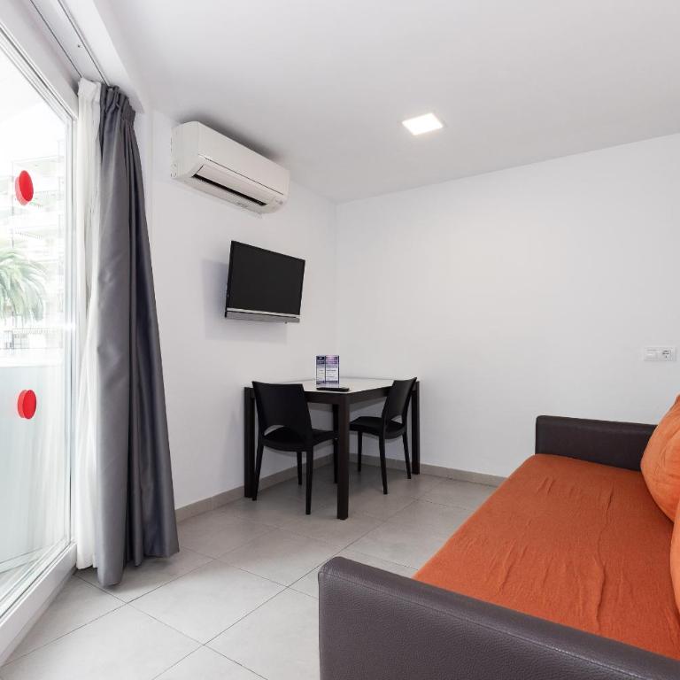 Rentalmar Aries Plus - Superior Apartment - 21