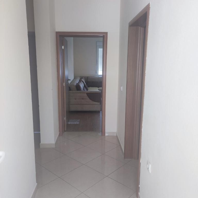 Tahiri Bellevue Apartments - Three-Bedroom Apartment - 2