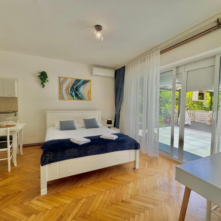 FOR-A Apartmani - Double Room - 13