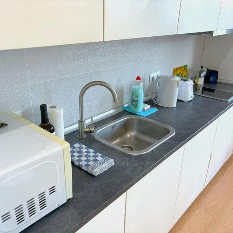 Evans Realty BC Estudio en Torremolinos centro - Apartamento de 1 dormitorio - 18