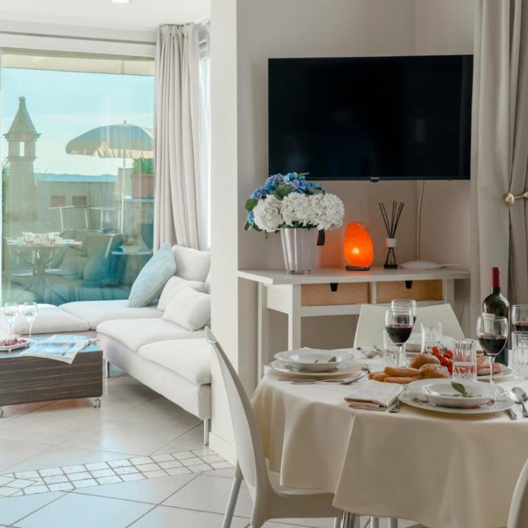 ARCIMBOLDO HOUSE 2&2, Emma Villas - Villa con 1 Camera da Letto - 1
