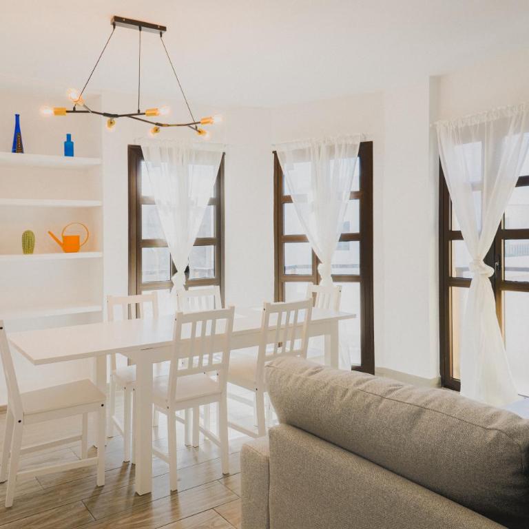 Happy House - Downtown Apartment - Apartamento de 3 dormitorios - Planta Alta - 40